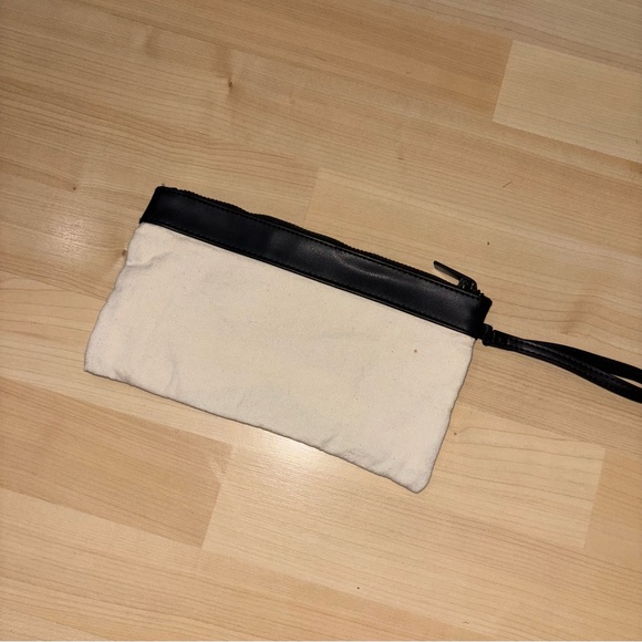 YSL Cosmetic Clutch White and Black Canvas Classic Designer GWP - Picture 3 of 6